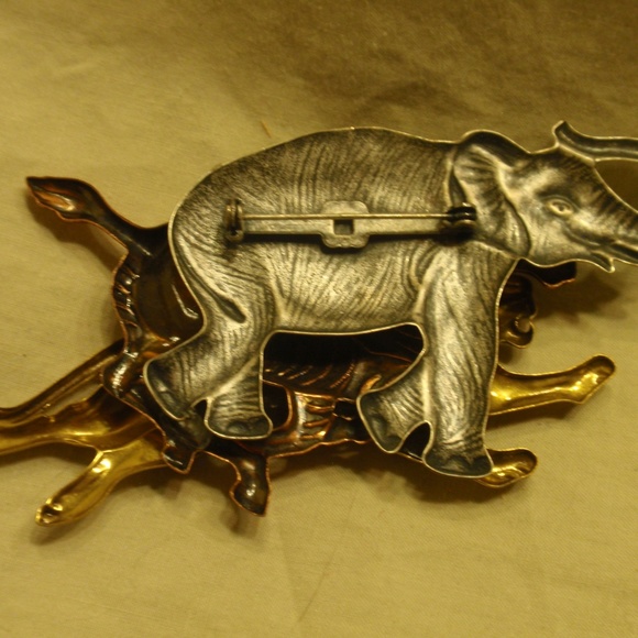 Elephant, Zebra, and Lion Brooch - Three Toned - Picture 6 of 8